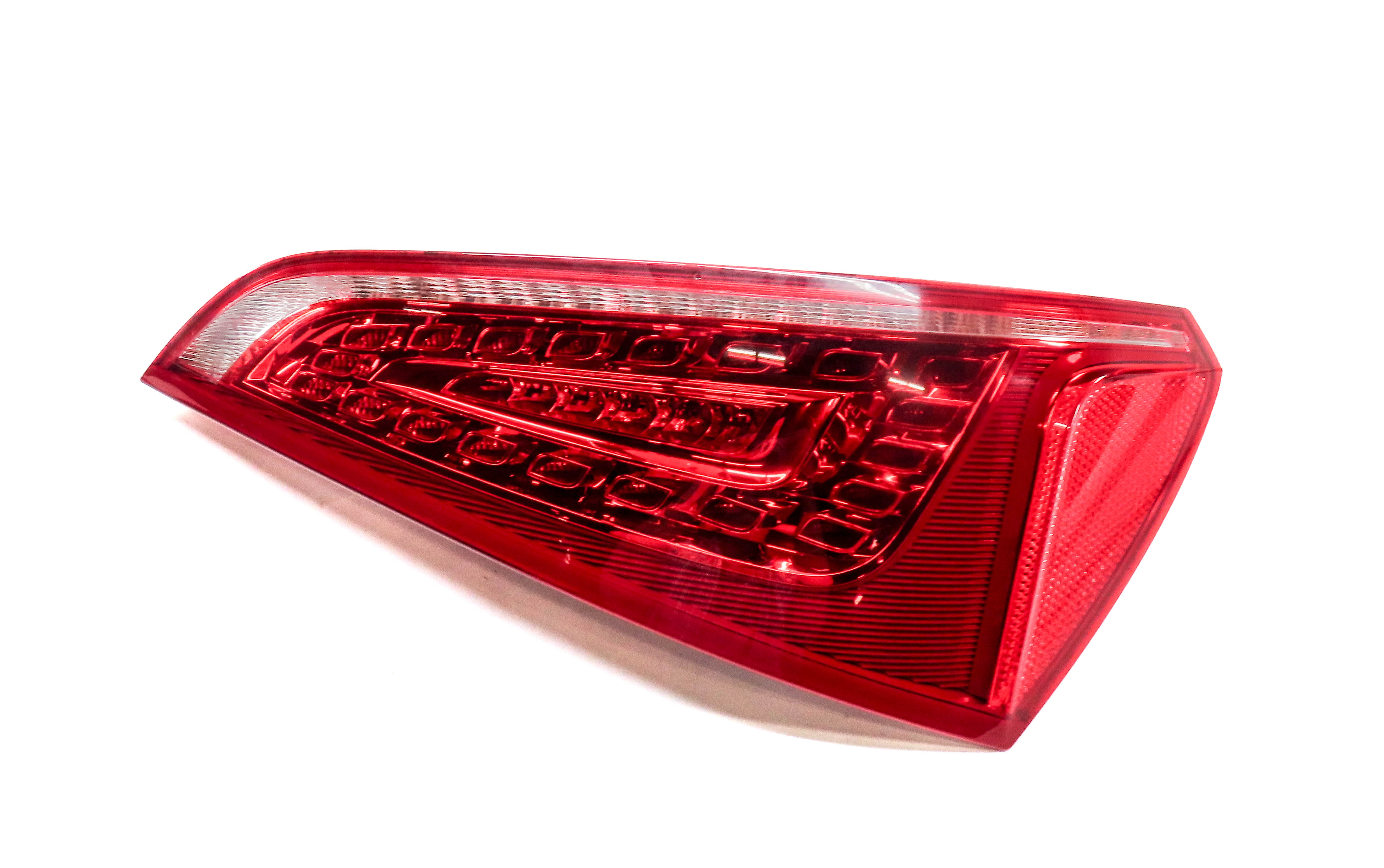 2009-2012 AUDI Q5 (8R) RIGHT PASSENGER REAR TRUNK TAILLIGHT BRAKE LIGHT LAMP — exact item pictured